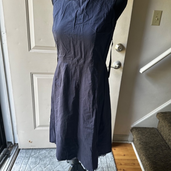 Talbots Knee Length Dress Navy Blue with Light Gray Stripes. Size 4. NWOT. - Picture 12 of 14